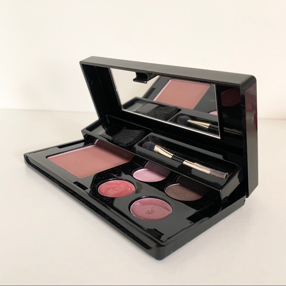 Elizabeth Arden palette